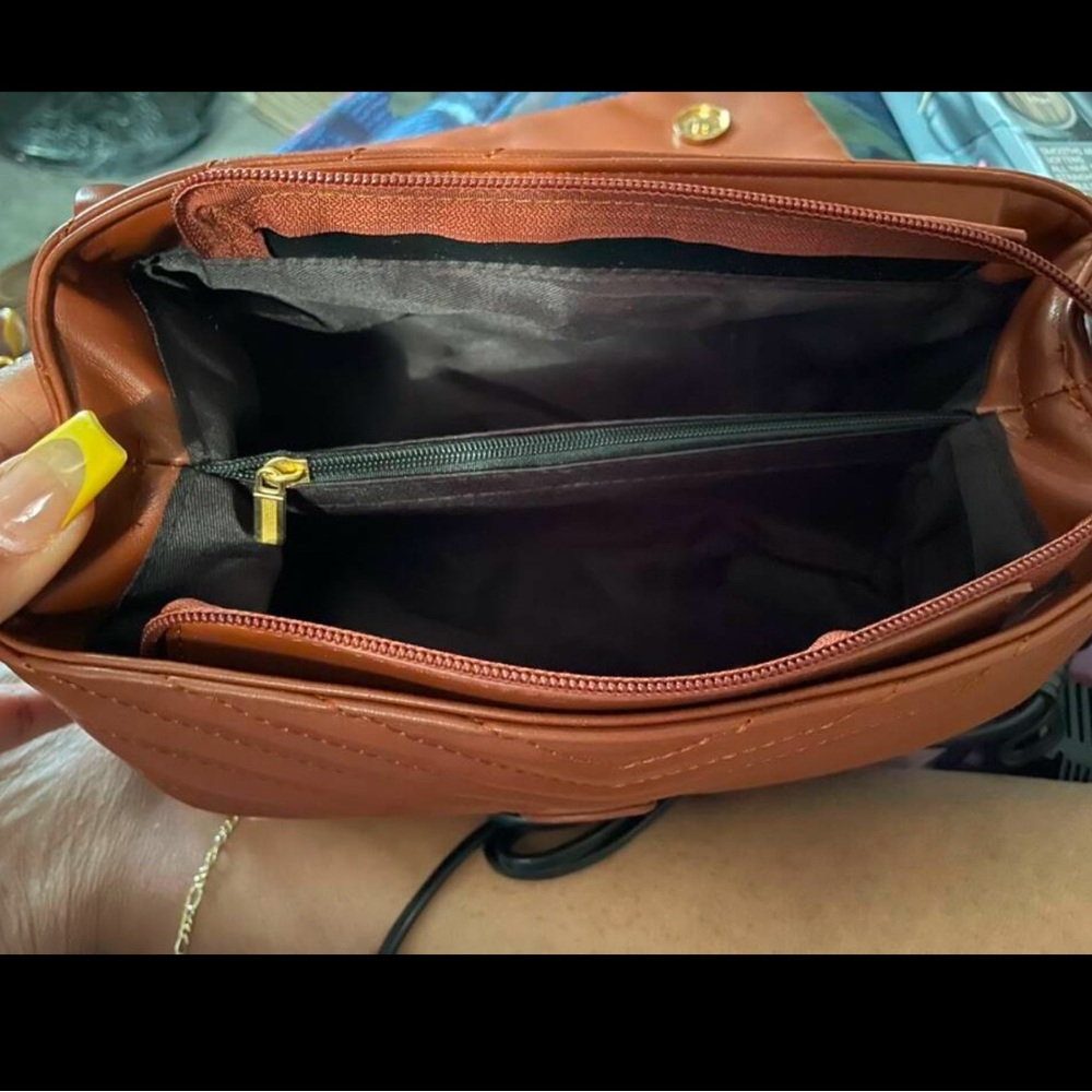 SHEIN Brown Chevron Shoulder Bag - Picture 3 of 9